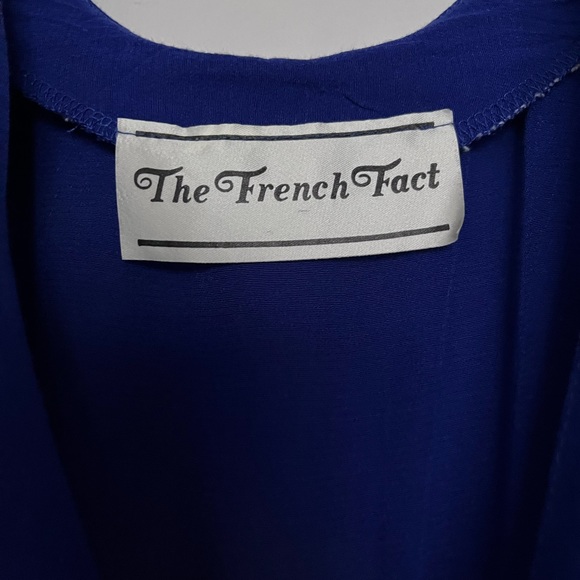 Pantsuit…royal blue, worn once Approx Sz 7 Elastic Waist fits 25-30” Hip 35-40” - Picture 4 of 4